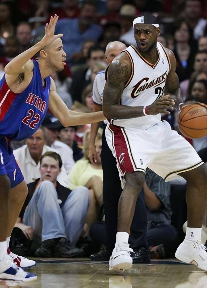 关于九游欢乐APP：湖人队新赛季：普林斯表示将提升防守技巧的信息