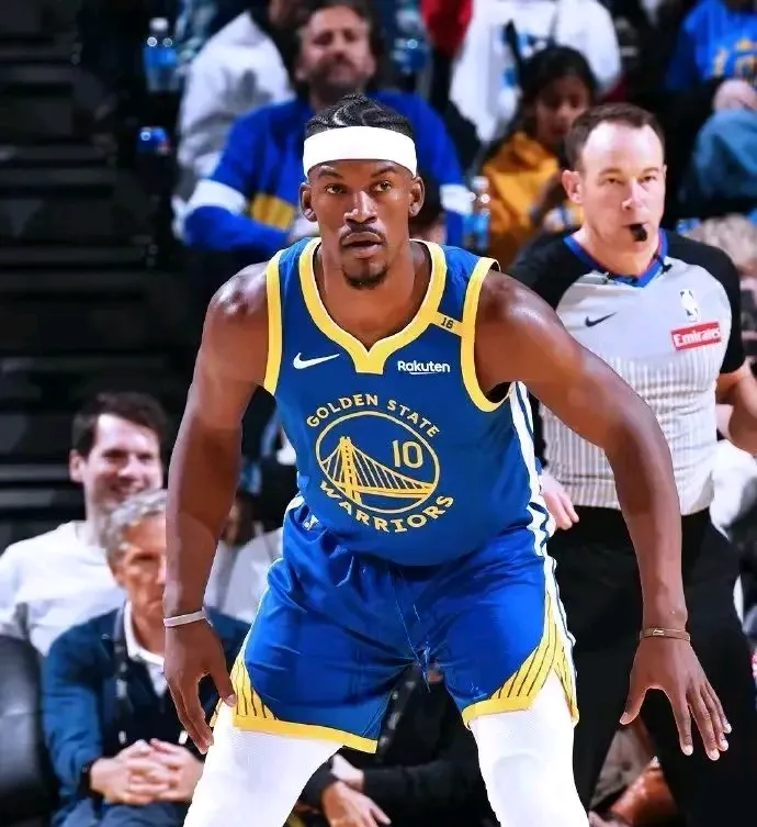 关于九游欢乐APP:NBA总决赛:湖人VS凯尔特人?詹姆斯塔图姆争夺总冠军的信息 关于九游欢乐APP:NBA总决赛:湖人VS凯尔特人?詹姆斯塔图姆争夺总冠军的信息