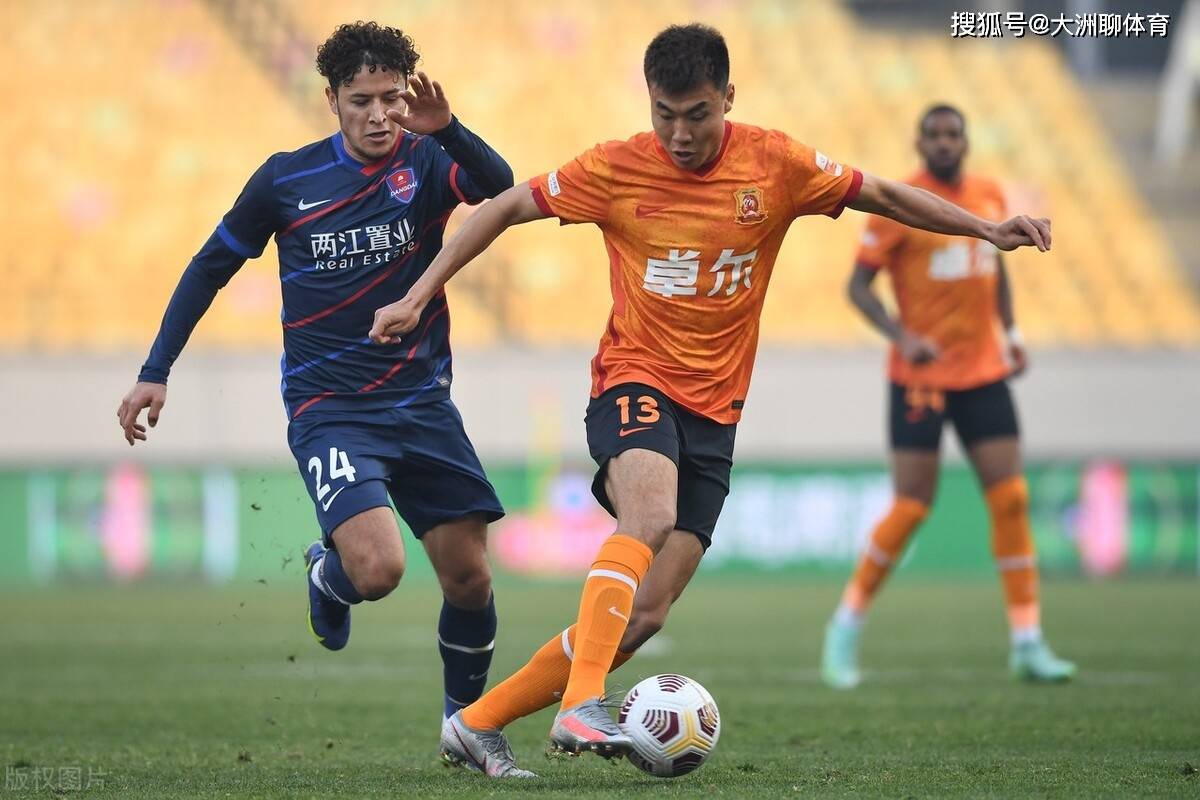 九游欢乐官方网站:足协杯赛事影响力分析:媒体曝光度、球迷关注度与商业价值 九游欢乐官方网站:足协杯赛事影响力分析:媒体曝光度、球迷关注度与商业价值