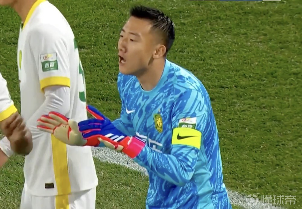 九游欢乐官方网站:韩佳奇：在比赛中发挥出色，力保球门不失的简单介绍