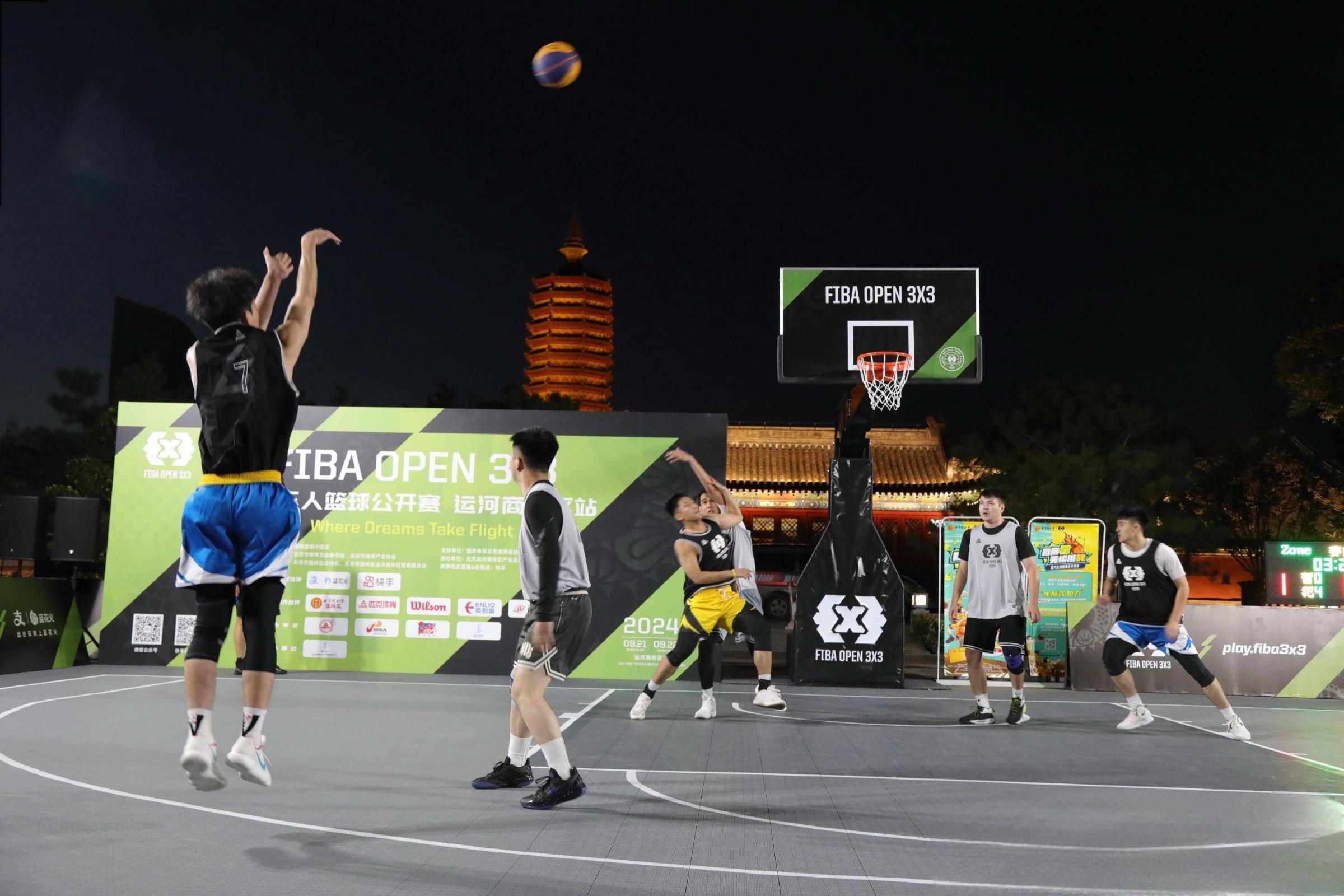 九游欢乐平台：社区篮球活动蓬勃发展，全民健身共享健康的简单介绍